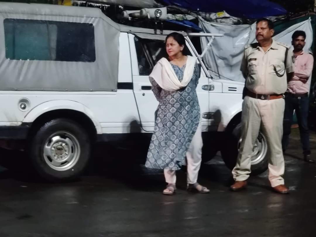 आगामी चुनाव और त्यौहारों को दृष्टिगत रखते हुए पुलिस, परिवहन की संयुक्त चेकिंग