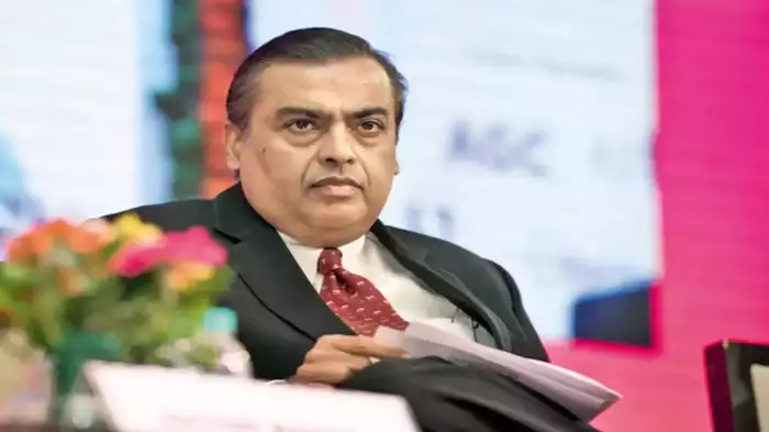 मुकेश अंबानी ने रातोंरात पलट दी बाजी, अमीरों की लिस्ट में पहुंच गए टॉप 10 की दहलीज पर