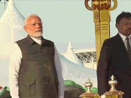 मोदी ब्रुनेई पहुंचे, सुल्तान बोल्कैया के महल में होगा स्वागत:किंग 16 लाख में दाढ़ी बनवाते हैं, इनके पास 7 हजार गाड़ियों का काफिला