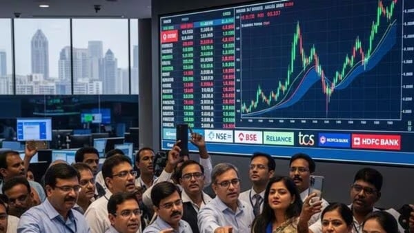 आज मार्केट में इन फैक्टर्स का दिखेगा असर, गिफ्ट निफ्टी में मामूली गिरावट