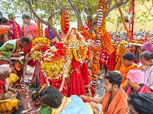 बस्तर दशहरा : ‘कुटुंब जात्रा’ रस्म के साथ हुई देवी-देवताओं का ससम्मान विदाई