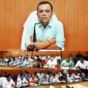 सभी शासकीय कार्यवाही ई-ऑफिस प्रणाली के माध्यम से ही की जाए : कलेक्टर