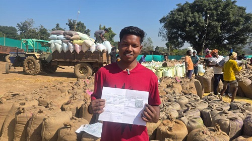 धान उपार्जन केन्द्रों की पारदर्शी व्यवस्था से किसानों को मिल रही सुविधा