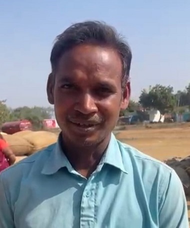 धान उपार्जन की सुचारु व्यवस्था से लाभान्वित हुए किसान संतोष साहू