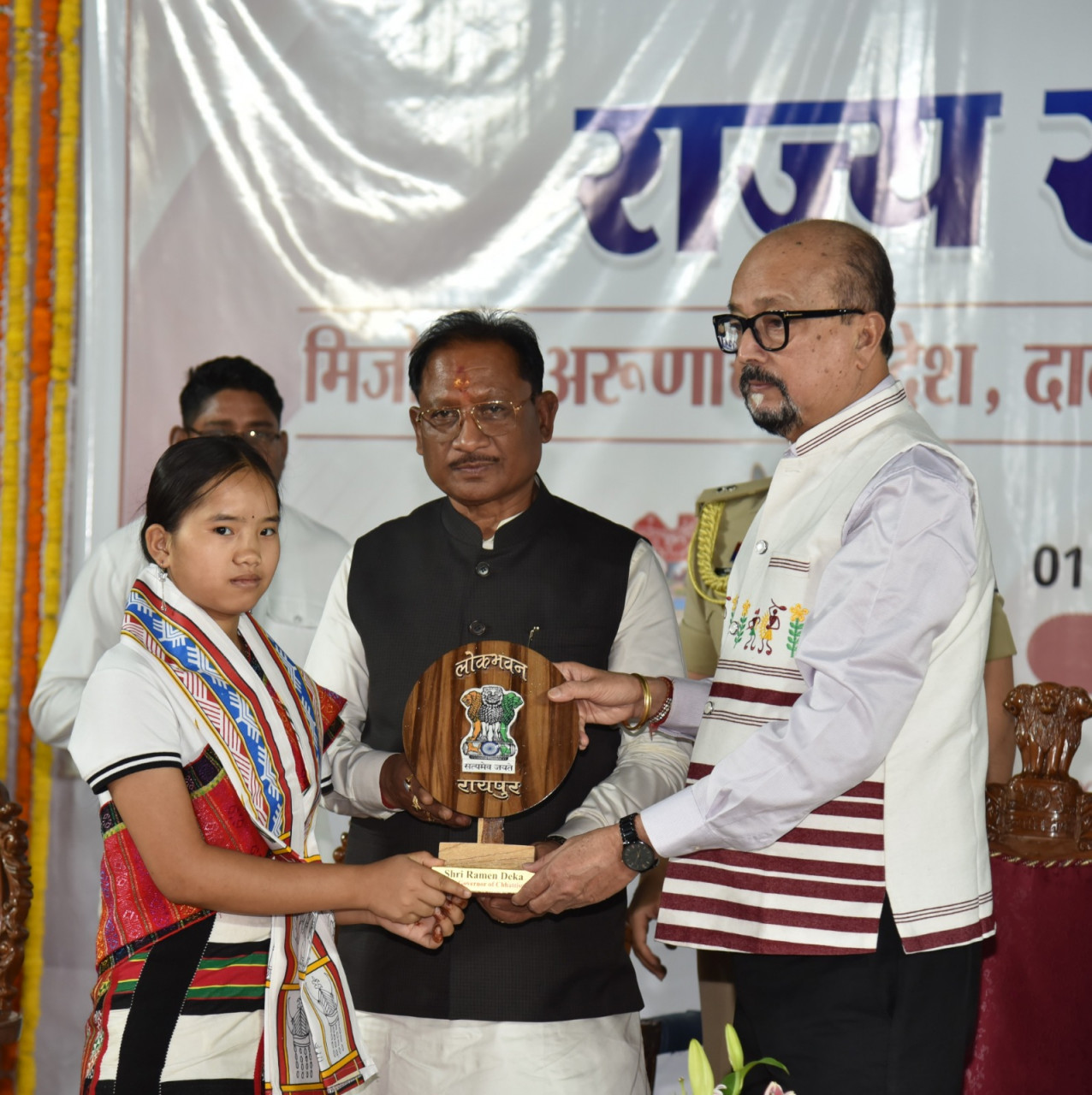 एक दूसरे राज्य के गौरवशाली इतिहास का स्मरण करने का है यह महत्वपूर्ण अवसर – राज्यपाल  डेका