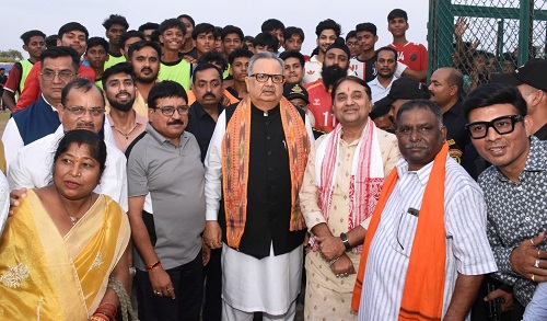 सड़क दुर्घटना को रोकने अवैध पार्किंग एवं यातायात बाधित करने वालों पर की गई कार्रवाई