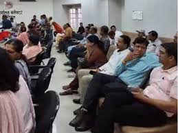 भोपाल में 15 साल से प्लॉट के इंतजार में रहवासी:रोहित हाउसिंग सोसायटी के 300 सदस्य परेशान