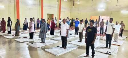 सूरजपुर जिले में उत्साह पूर्वक मनाया गया 12वाँ अंतर्राष्ट्रीय योग दिवस