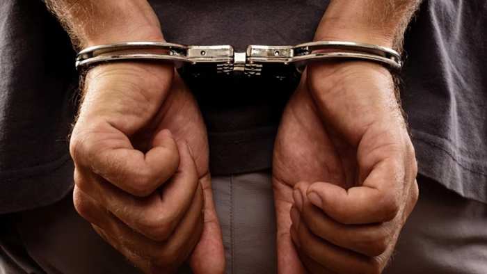 भोपाल में दर्द निवारक इंजेक्शन की तस्करी करते दो आरोपित गिरफ्तार, 40 इंजेक्शन जब्त