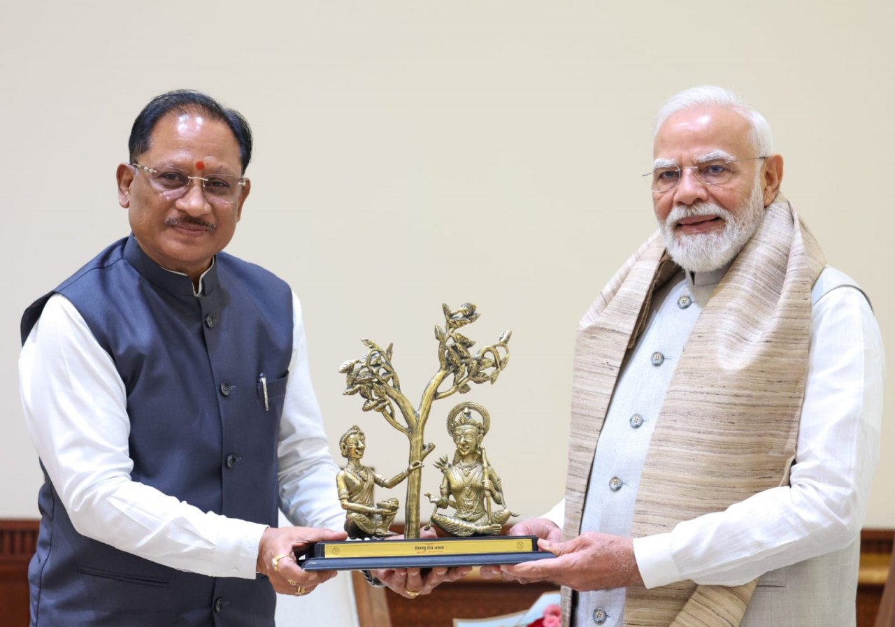 प्रधानमंत्री  नरेंद्र मोदी से मुख्यमंत्री  विष्णु देव साय ने की भेंट, छत्तीसगढ़ के विकास और ‘बस्तर विजन’ पर हुई विस्तृत चर्चा