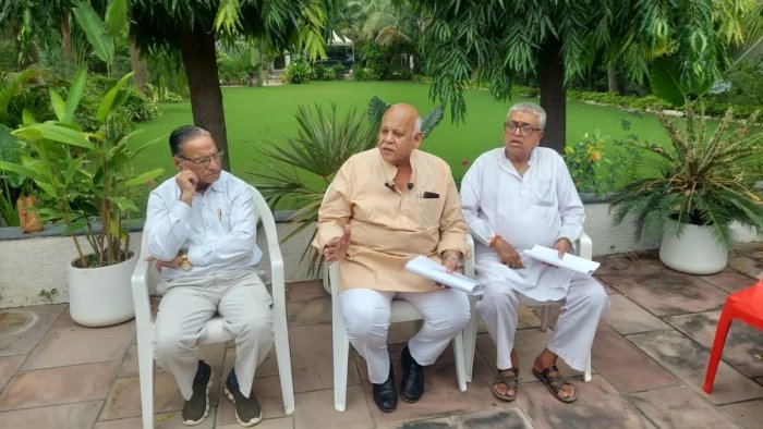 भोपाल में नगर निगम की कार्रवाई से व्यापारी परेशान, पूर्व विधायक ने CM मोहन यादव से लगाई न्याय की गुहार
